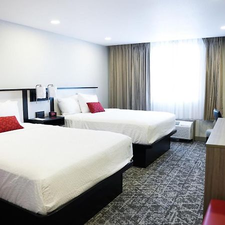 Ramada By Wyndham Dfw Airport Hotel Irving Kültér fotó