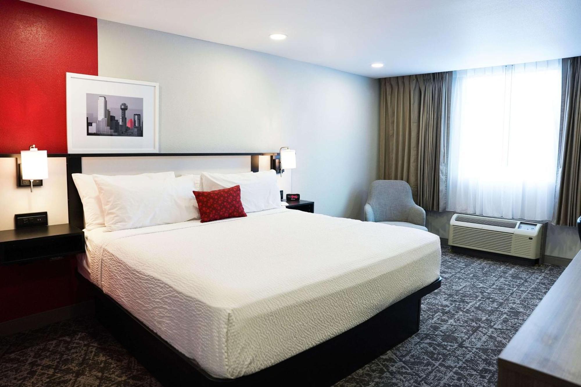 Ramada By Wyndham Dfw Airport Hotel Irving Kültér fotó